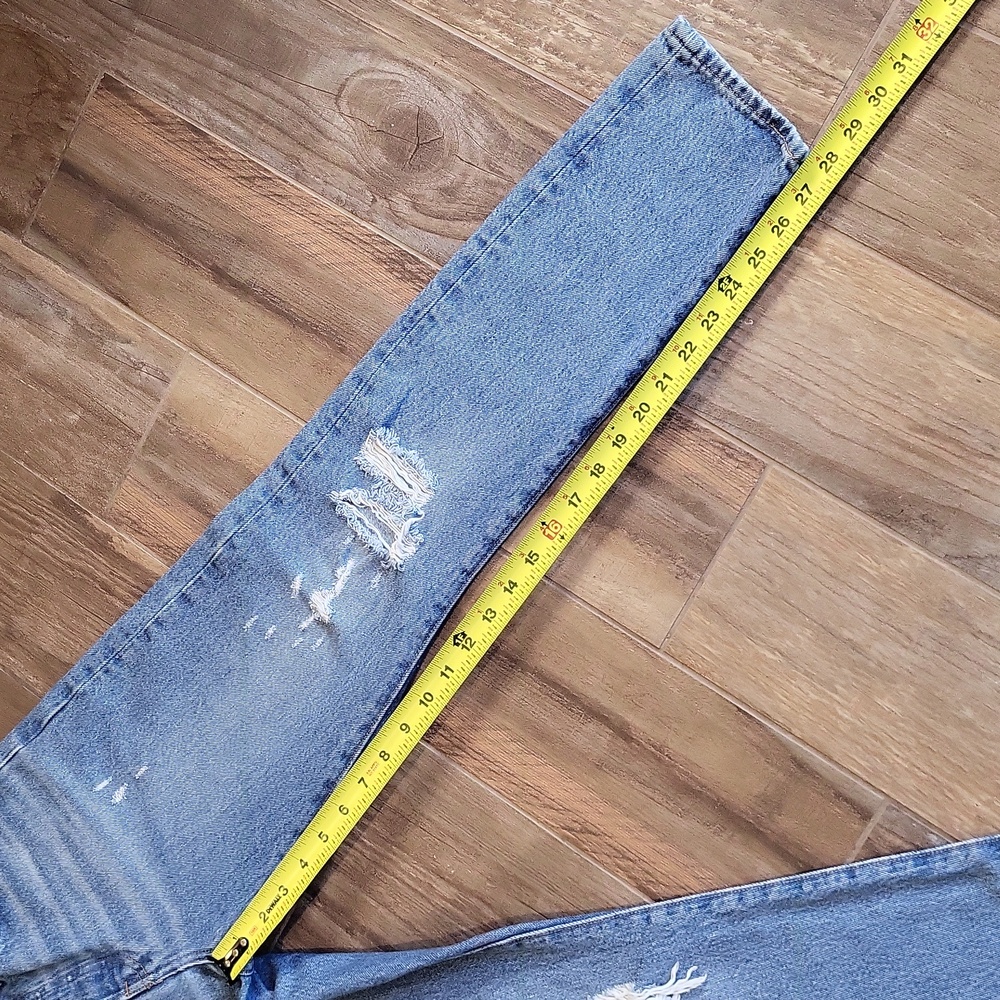 Levi's 501 Distressed Med Blue Wash Button Fly Distressed Straight Leg Jeans, 26 - Picture 4 of 12
